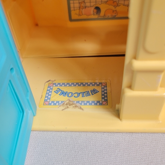 Vintage 1995 Fisher-Price Playset Shop Toy Town Pet Store - Picture 4 of 13